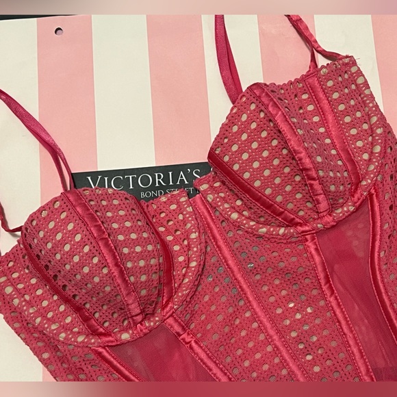 CLEARANCE $6̶8̶ victoria’s Secret Teddy. Coral pink 34C - Picture 1 of 2